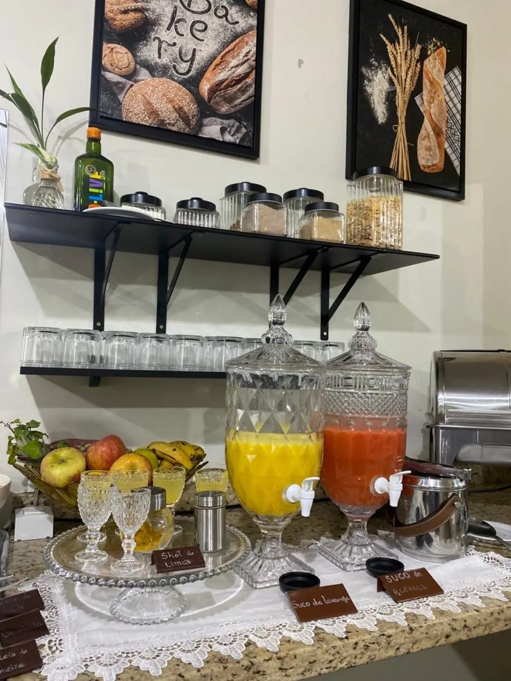 Doces e frutas