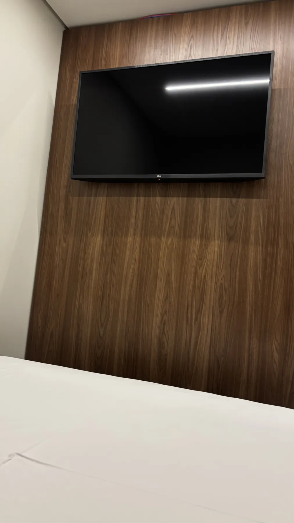 Smart TV no quarto container